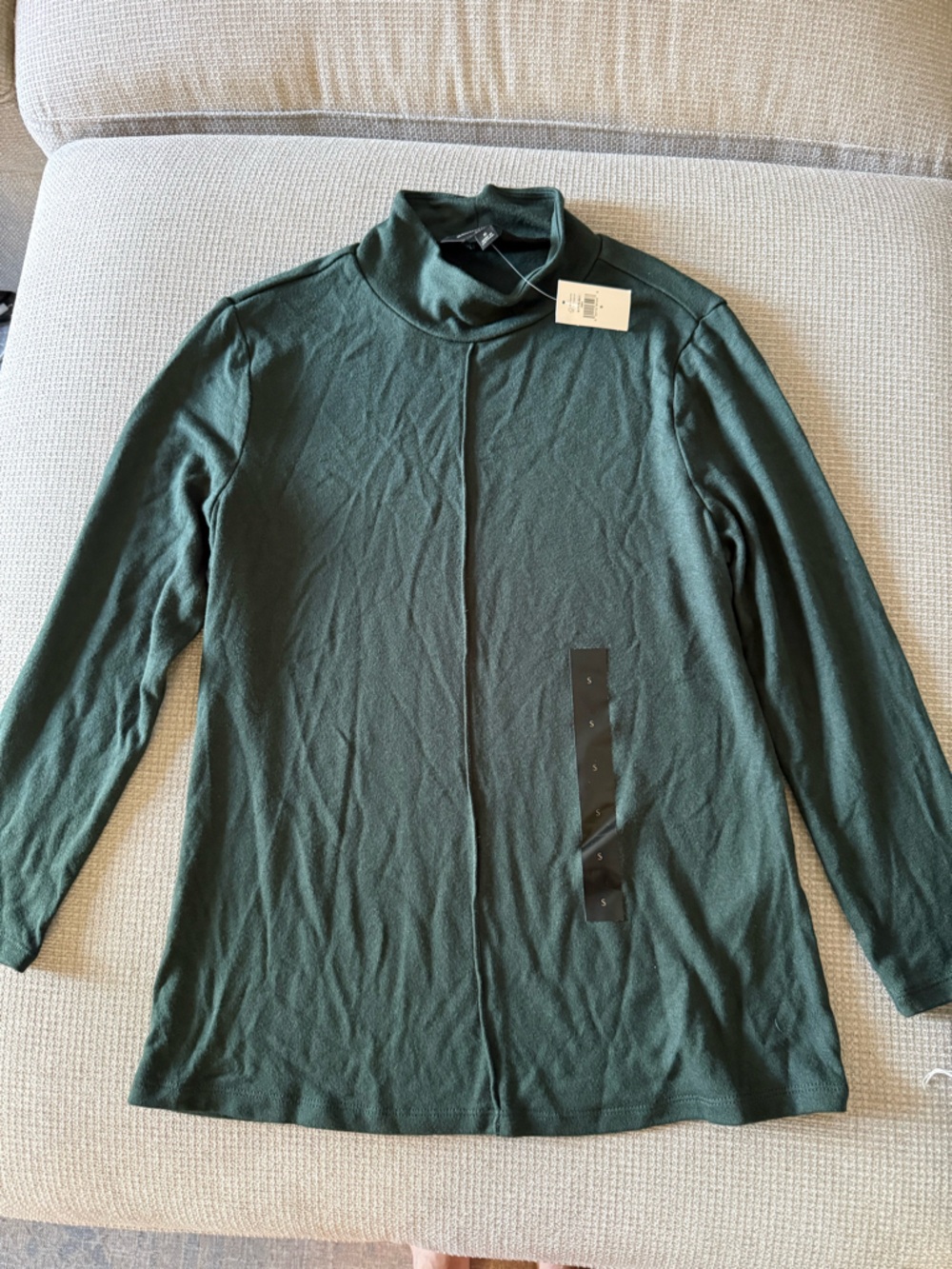 Brand New Banana Republic Dark Green Turtleneck Long Sleeve Tee